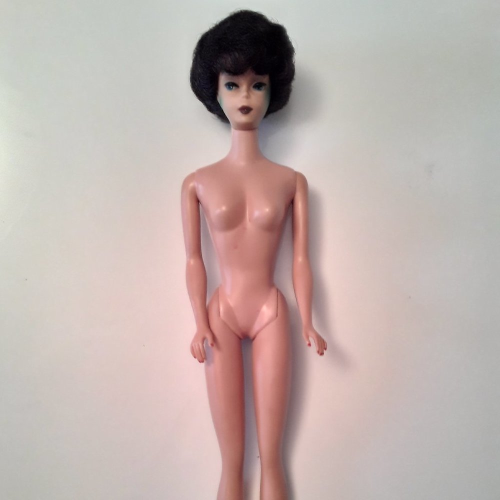 Vtg 1961 Mattel Barbie Bubble Cut Hair, Raven, Brunette Bouffant - Picture 4 of 16